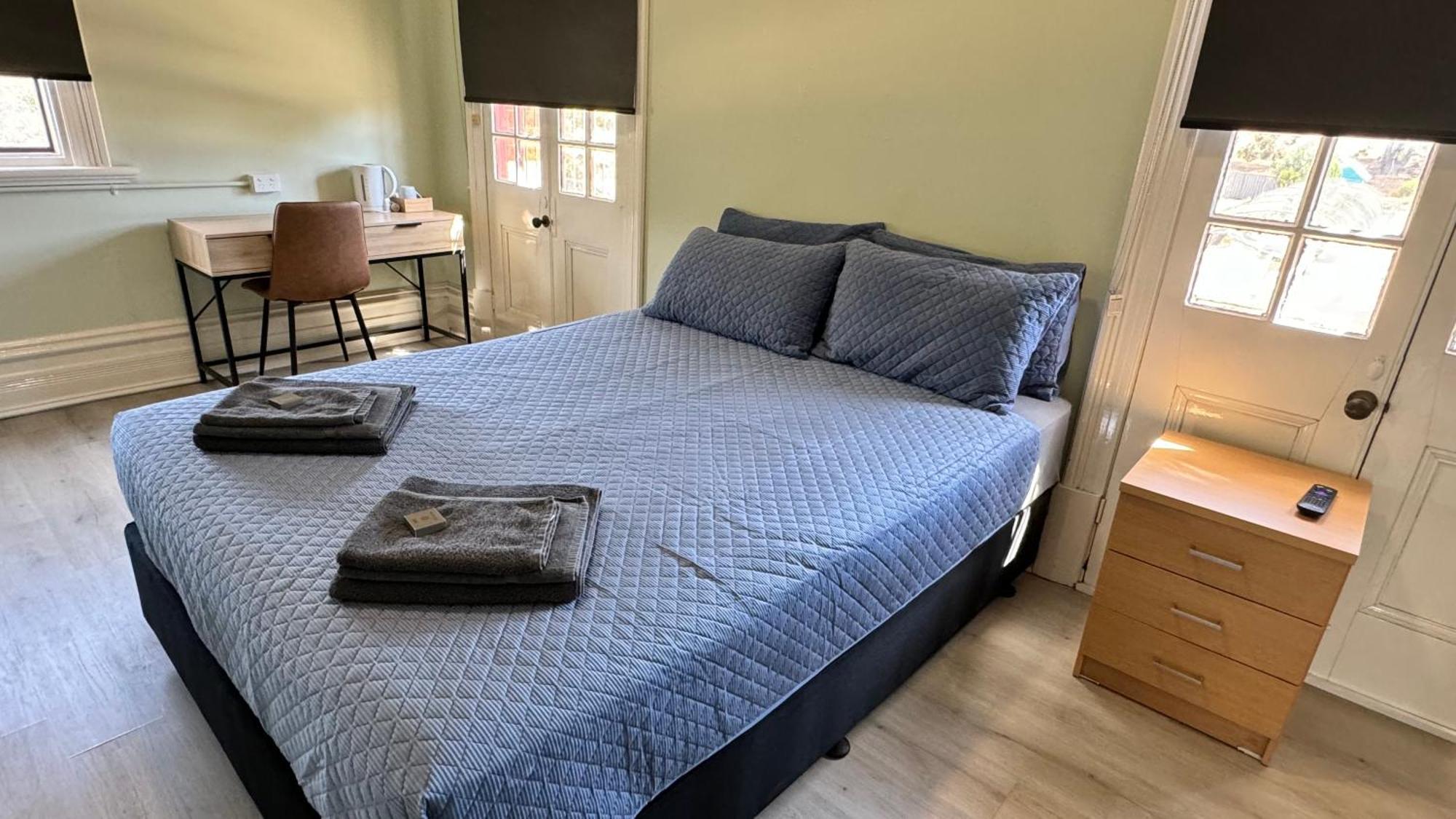 Exchange Hotel Greenbushes Екстериор снимка