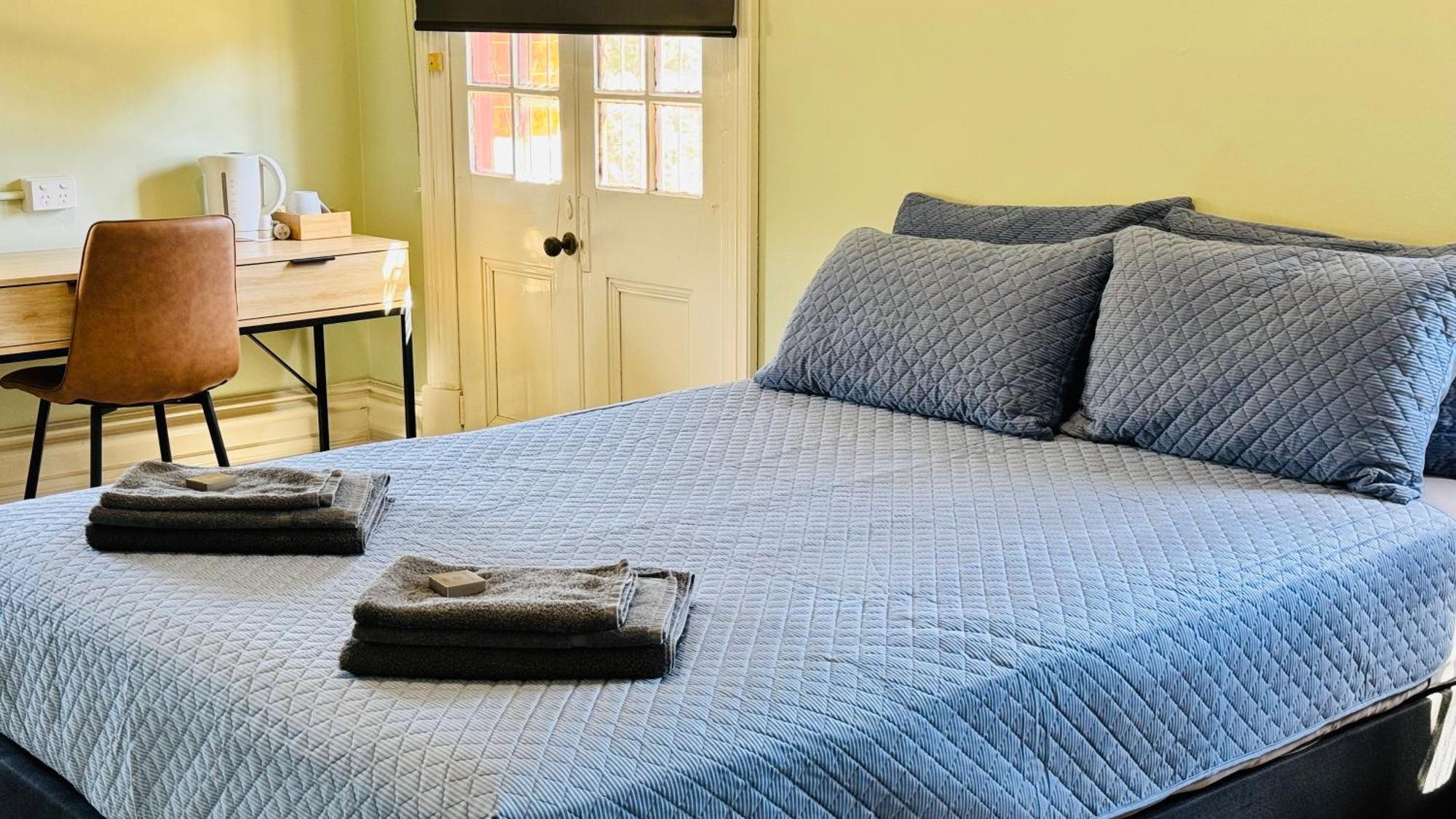 Exchange Hotel Greenbushes Екстериор снимка